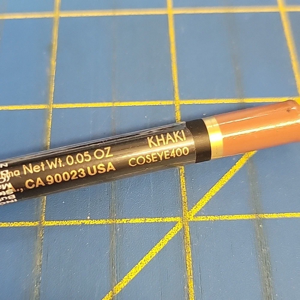 Celavi Pencil Eyeliner 0.05oz New Sealed - Khaki